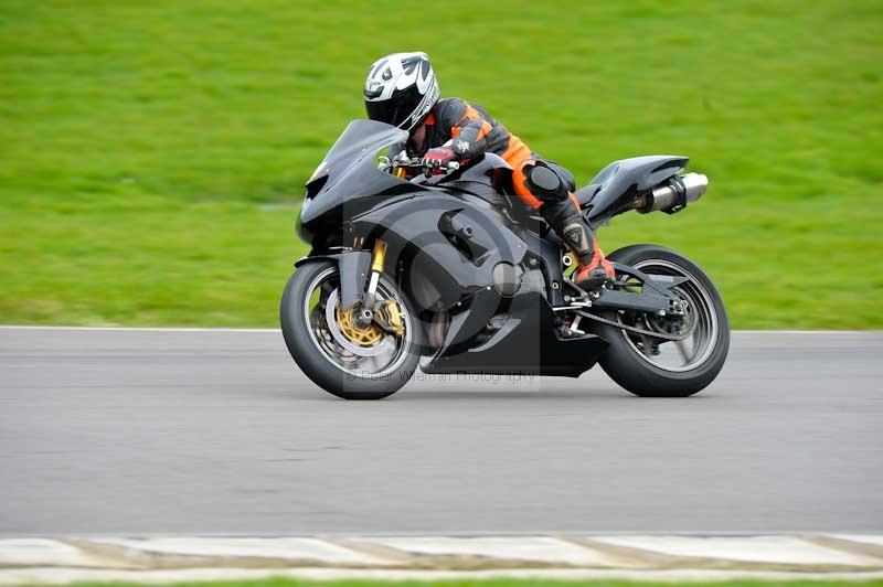 Motorcycle action photographs;anglesey circuit;anglesey trackday photographs;event digital images;eventdigitalimages;no limits trackday;oulton park circuit cheshire;peter wileman photography;trackday;trackday digital images;trackday photos;ty croes circuit wales