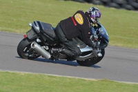 Motorcycle-action-photographs;anglesey-circuit;anglesey-trackday-photographs;event-digital-images;eventdigitalimages;no-limits-trackday;oulton-park-circuit-cheshire;peter-wileman-photography;trackday;trackday-digital-images;trackday-photos;ty-croes-circuit-wales