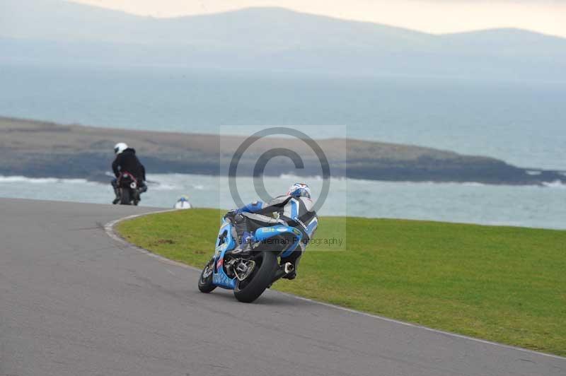 Motorcycle action photographs;anglesey circuit;anglesey trackday photographs;event digital images;eventdigitalimages;no limits trackday;oulton park circuit cheshire;peter wileman photography;trackday;trackday digital images;trackday photos;ty croes circuit wales