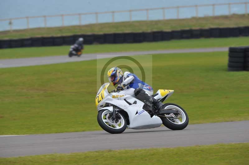 Motorcycle action photographs;anglesey circuit;anglesey trackday photographs;event digital images;eventdigitalimages;no limits trackday;oulton park circuit cheshire;peter wileman photography;trackday;trackday digital images;trackday photos;ty croes circuit wales