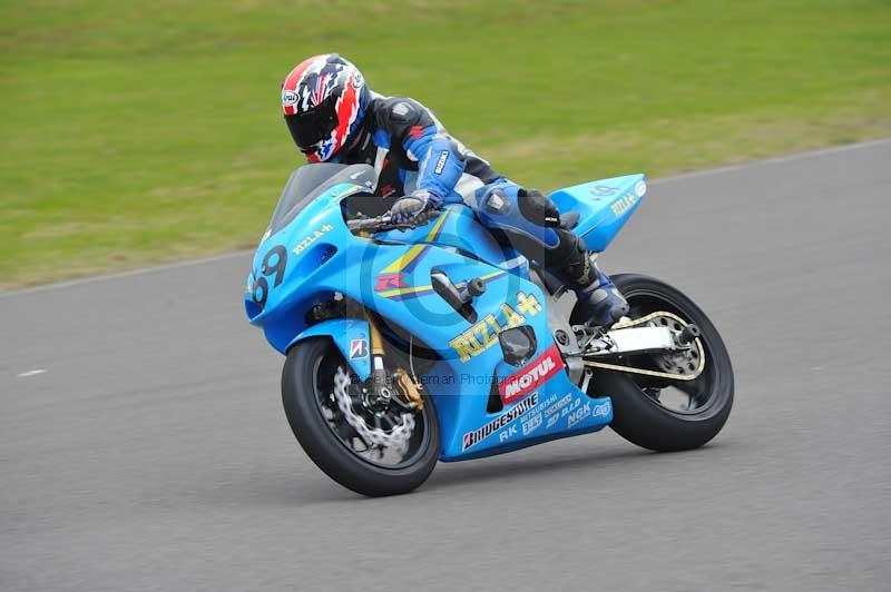 Motorcycle action photographs;anglesey circuit;anglesey trackday photographs;event digital images;eventdigitalimages;no limits trackday;oulton park circuit cheshire;peter wileman photography;trackday;trackday digital images;trackday photos;ty croes circuit wales