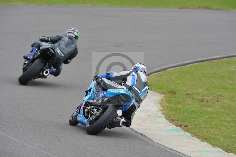 Motorcycle action photographs;anglesey circuit;anglesey trackday photographs;event digital images;eventdigitalimages;no limits trackday;oulton park circuit cheshire;peter wileman photography;trackday;trackday digital images;trackday photos;ty croes circuit wales