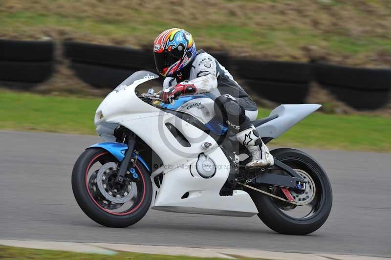 Motorcycle action photographs;anglesey circuit;anglesey trackday photographs;event digital images;eventdigitalimages;no limits trackday;oulton park circuit cheshire;peter wileman photography;trackday;trackday digital images;trackday photos;ty croes circuit wales