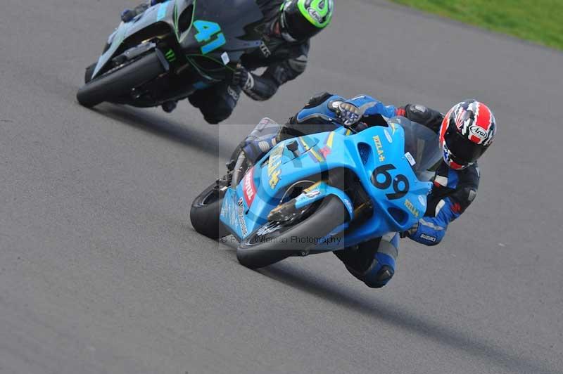 Motorcycle action photographs;anglesey circuit;anglesey trackday photographs;event digital images;eventdigitalimages;no limits trackday;oulton park circuit cheshire;peter wileman photography;trackday;trackday digital images;trackday photos;ty croes circuit wales
