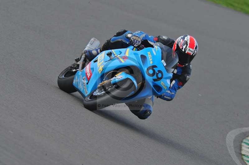 Motorcycle action photographs;anglesey circuit;anglesey trackday photographs;event digital images;eventdigitalimages;no limits trackday;oulton park circuit cheshire;peter wileman photography;trackday;trackday digital images;trackday photos;ty croes circuit wales