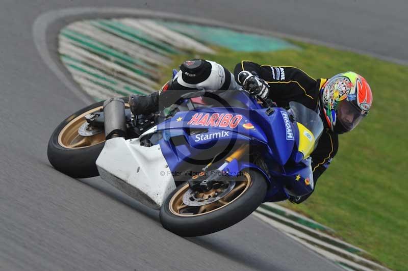 Motorcycle action photographs;anglesey circuit;anglesey trackday photographs;event digital images;eventdigitalimages;no limits trackday;oulton park circuit cheshire;peter wileman photography;trackday;trackday digital images;trackday photos;ty croes circuit wales