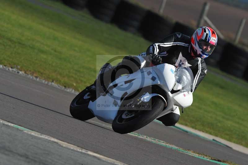 Motorcycle action photographs;anglesey circuit;anglesey trackday photographs;event digital images;eventdigitalimages;no limits trackday;oulton park circuit cheshire;peter wileman photography;trackday;trackday digital images;trackday photos;ty croes circuit wales