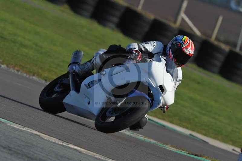 Motorcycle action photographs;anglesey circuit;anglesey trackday photographs;event digital images;eventdigitalimages;no limits trackday;oulton park circuit cheshire;peter wileman photography;trackday;trackday digital images;trackday photos;ty croes circuit wales