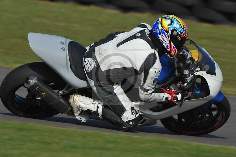 Motorcycle action photographs;anglesey circuit;anglesey trackday photographs;event digital images;eventdigitalimages;no limits trackday;oulton park circuit cheshire;peter wileman photography;trackday;trackday digital images;trackday photos;ty croes circuit wales