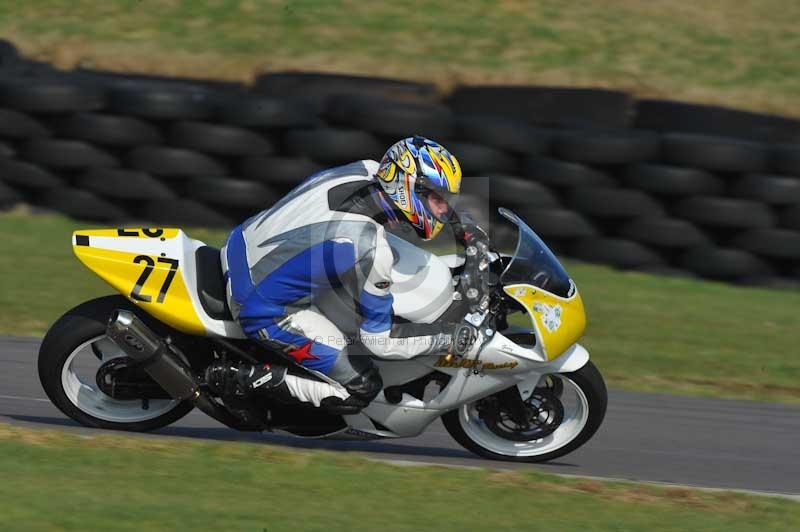 Motorcycle action photographs;anglesey circuit;anglesey trackday photographs;event digital images;eventdigitalimages;no limits trackday;oulton park circuit cheshire;peter wileman photography;trackday;trackday digital images;trackday photos;ty croes circuit wales