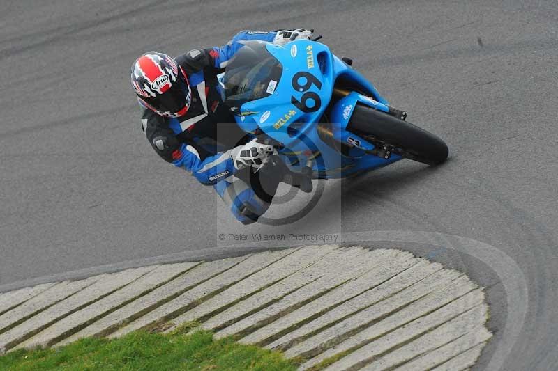 Motorcycle action photographs;anglesey circuit;anglesey trackday photographs;event digital images;eventdigitalimages;no limits trackday;oulton park circuit cheshire;peter wileman photography;trackday;trackday digital images;trackday photos;ty croes circuit wales