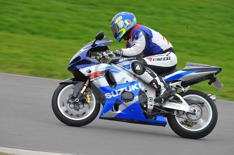 Motorcycle action photographs;anglesey circuit;anglesey trackday photographs;event digital images;eventdigitalimages;no limits trackday;oulton park circuit cheshire;peter wileman photography;trackday;trackday digital images;trackday photos;ty croes circuit wales