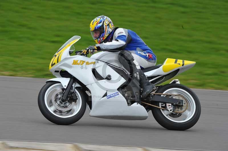 Motorcycle action photographs;anglesey circuit;anglesey trackday photographs;event digital images;eventdigitalimages;no limits trackday;oulton park circuit cheshire;peter wileman photography;trackday;trackday digital images;trackday photos;ty croes circuit wales