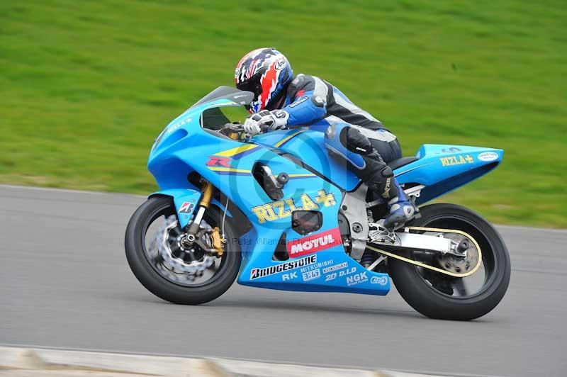 Motorcycle action photographs;anglesey circuit;anglesey trackday photographs;event digital images;eventdigitalimages;no limits trackday;oulton park circuit cheshire;peter wileman photography;trackday;trackday digital images;trackday photos;ty croes circuit wales