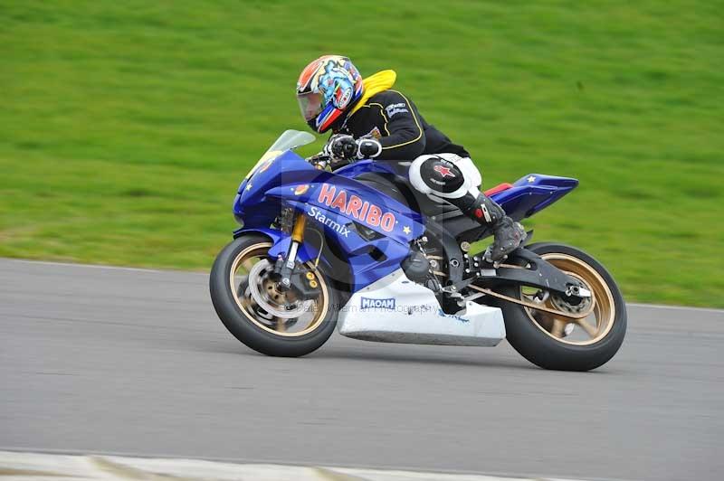 Motorcycle action photographs;anglesey circuit;anglesey trackday photographs;event digital images;eventdigitalimages;no limits trackday;oulton park circuit cheshire;peter wileman photography;trackday;trackday digital images;trackday photos;ty croes circuit wales