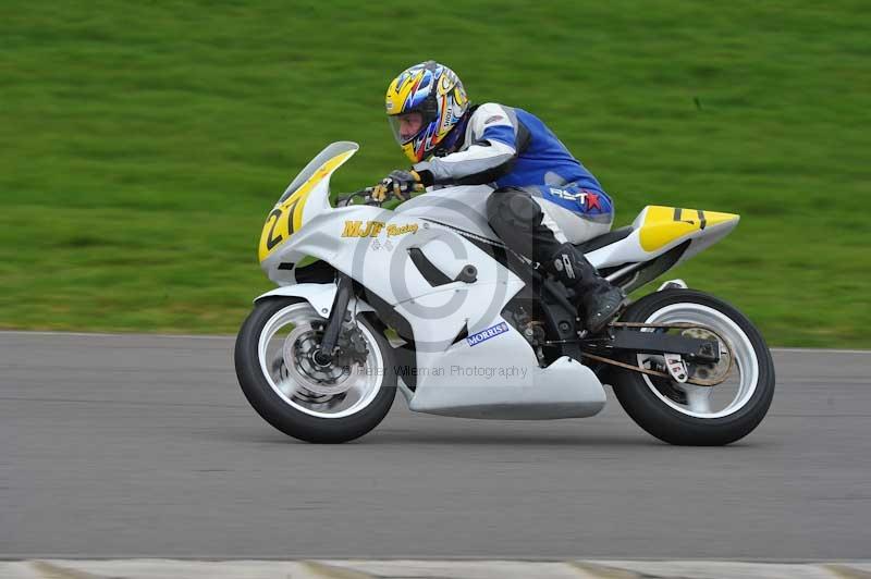 Motorcycle action photographs;anglesey circuit;anglesey trackday photographs;event digital images;eventdigitalimages;no limits trackday;oulton park circuit cheshire;peter wileman photography;trackday;trackday digital images;trackday photos;ty croes circuit wales
