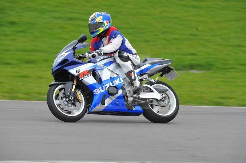 Motorcycle action photographs;anglesey circuit;anglesey trackday photographs;event digital images;eventdigitalimages;no limits trackday;oulton park circuit cheshire;peter wileman photography;trackday;trackday digital images;trackday photos;ty croes circuit wales
