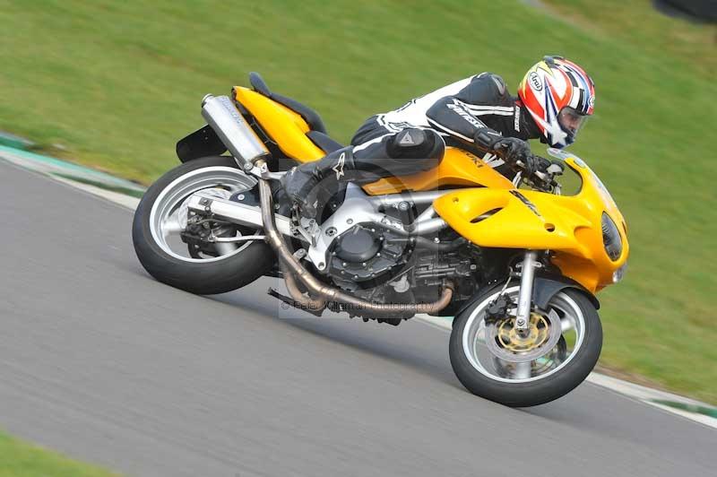 Motorcycle action photographs;anglesey circuit;anglesey trackday photographs;event digital images;eventdigitalimages;no limits trackday;oulton park circuit cheshire;peter wileman photography;trackday;trackday digital images;trackday photos;ty croes circuit wales
