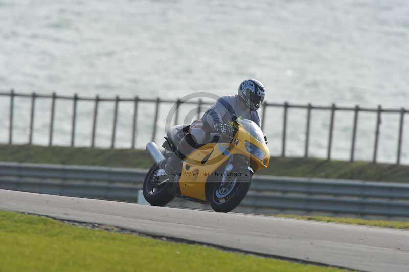 Motorcycle action photographs;anglesey circuit;anglesey trackday photographs;event digital images;eventdigitalimages;no limits trackday;oulton park circuit cheshire;peter wileman photography;trackday;trackday digital images;trackday photos;ty croes circuit wales