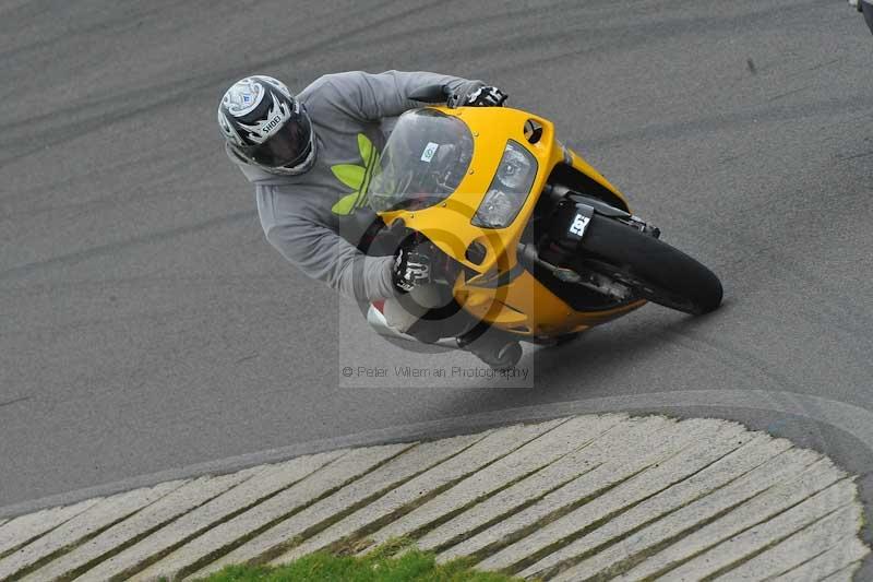Motorcycle action photographs;anglesey circuit;anglesey trackday photographs;event digital images;eventdigitalimages;no limits trackday;oulton park circuit cheshire;peter wileman photography;trackday;trackday digital images;trackday photos;ty croes circuit wales
