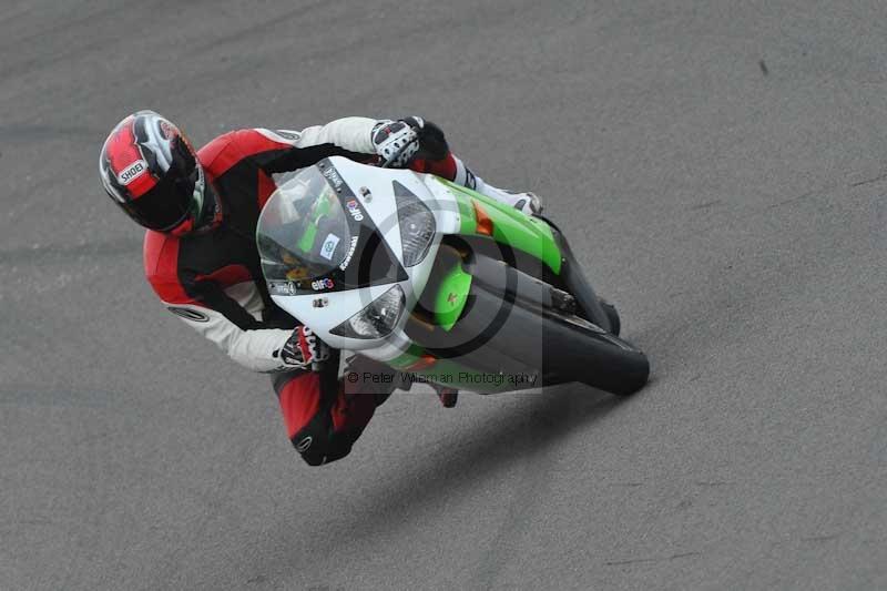 Motorcycle action photographs;anglesey circuit;anglesey trackday photographs;event digital images;eventdigitalimages;no limits trackday;oulton park circuit cheshire;peter wileman photography;trackday;trackday digital images;trackday photos;ty croes circuit wales