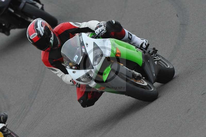 Motorcycle action photographs;anglesey circuit;anglesey trackday photographs;event digital images;eventdigitalimages;no limits trackday;oulton park circuit cheshire;peter wileman photography;trackday;trackday digital images;trackday photos;ty croes circuit wales