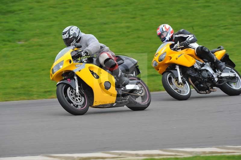 Motorcycle action photographs;anglesey circuit;anglesey trackday photographs;event digital images;eventdigitalimages;no limits trackday;oulton park circuit cheshire;peter wileman photography;trackday;trackday digital images;trackday photos;ty croes circuit wales