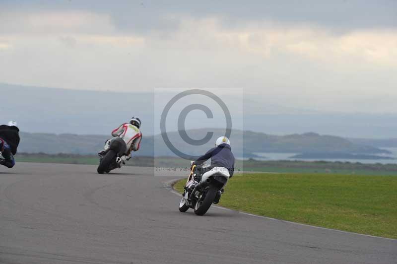 Motorcycle action photographs;anglesey circuit;anglesey trackday photographs;event digital images;eventdigitalimages;no limits trackday;oulton park circuit cheshire;peter wileman photography;trackday;trackday digital images;trackday photos;ty croes circuit wales