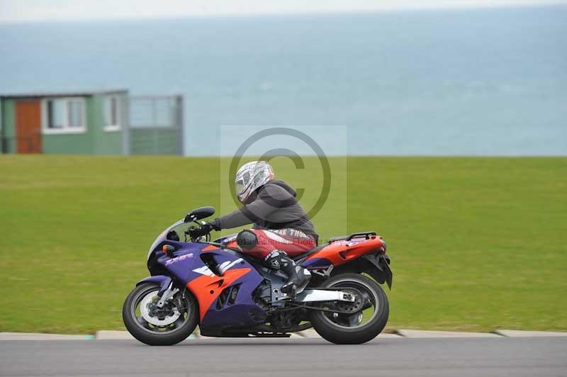 Motorcycle action photographs;anglesey circuit;anglesey trackday photographs;event digital images;eventdigitalimages;no limits trackday;oulton park circuit cheshire;peter wileman photography;trackday;trackday digital images;trackday photos;ty croes circuit wales