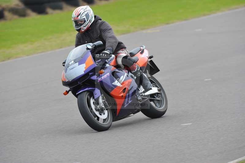 Motorcycle action photographs;anglesey circuit;anglesey trackday photographs;event digital images;eventdigitalimages;no limits trackday;oulton park circuit cheshire;peter wileman photography;trackday;trackday digital images;trackday photos;ty croes circuit wales