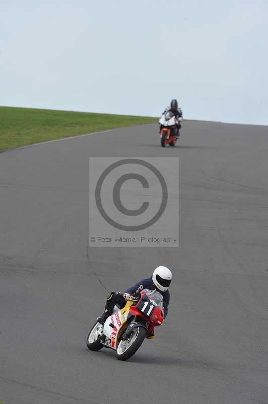 Motorcycle action photographs;anglesey circuit;anglesey trackday photographs;event digital images;eventdigitalimages;no limits trackday;oulton park circuit cheshire;peter wileman photography;trackday;trackday digital images;trackday photos;ty croes circuit wales