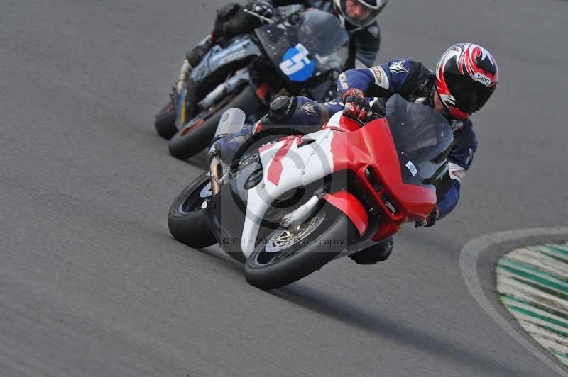 Motorcycle action photographs;anglesey circuit;anglesey trackday photographs;event digital images;eventdigitalimages;no limits trackday;oulton park circuit cheshire;peter wileman photography;trackday;trackday digital images;trackday photos;ty croes circuit wales