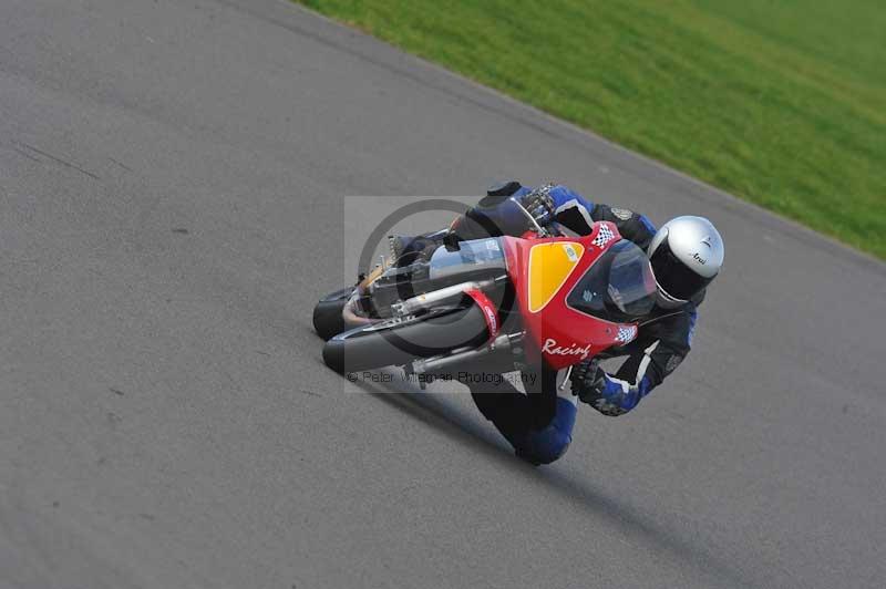Motorcycle action photographs;anglesey circuit;anglesey trackday photographs;event digital images;eventdigitalimages;no limits trackday;oulton park circuit cheshire;peter wileman photography;trackday;trackday digital images;trackday photos;ty croes circuit wales