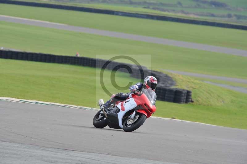 Motorcycle action photographs;anglesey circuit;anglesey trackday photographs;event digital images;eventdigitalimages;no limits trackday;oulton park circuit cheshire;peter wileman photography;trackday;trackday digital images;trackday photos;ty croes circuit wales