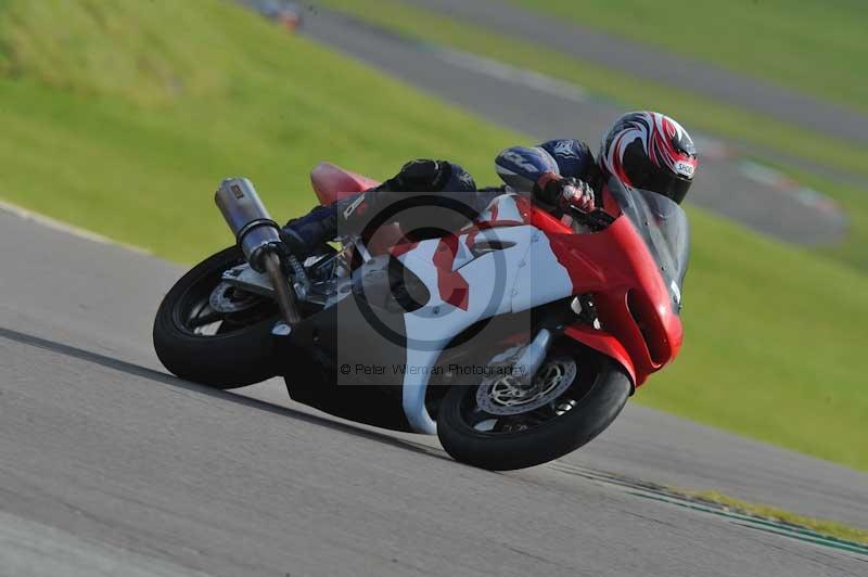 Motorcycle action photographs;anglesey circuit;anglesey trackday photographs;event digital images;eventdigitalimages;no limits trackday;oulton park circuit cheshire;peter wileman photography;trackday;trackday digital images;trackday photos;ty croes circuit wales