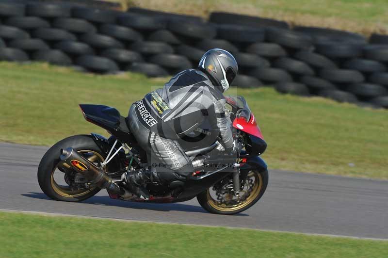 Motorcycle action photographs;anglesey circuit;anglesey trackday photographs;event digital images;eventdigitalimages;no limits trackday;oulton park circuit cheshire;peter wileman photography;trackday;trackday digital images;trackday photos;ty croes circuit wales