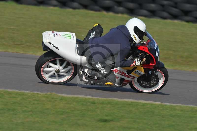 Motorcycle action photographs;anglesey circuit;anglesey trackday photographs;event digital images;eventdigitalimages;no limits trackday;oulton park circuit cheshire;peter wileman photography;trackday;trackday digital images;trackday photos;ty croes circuit wales