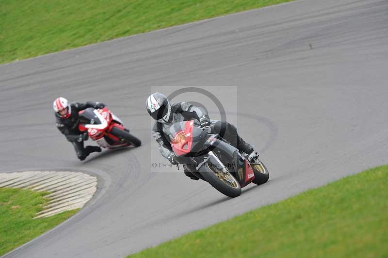 Motorcycle action photographs;anglesey circuit;anglesey trackday photographs;event digital images;eventdigitalimages;no limits trackday;oulton park circuit cheshire;peter wileman photography;trackday;trackday digital images;trackday photos;ty croes circuit wales