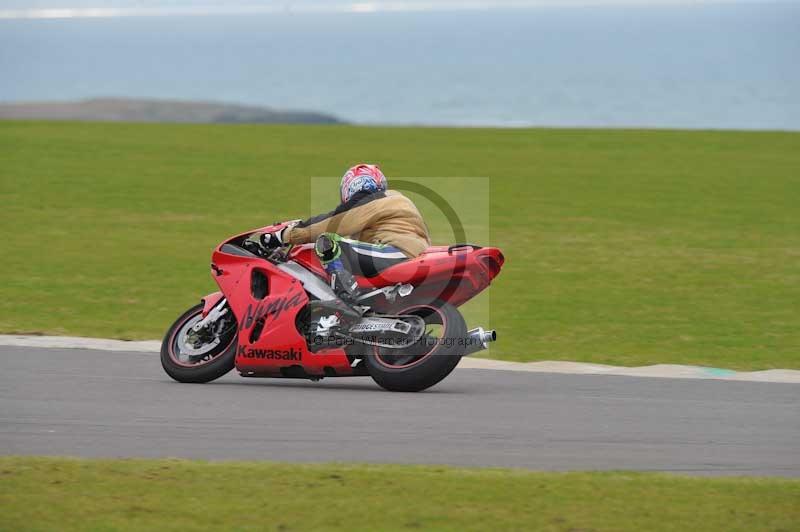 Motorcycle action photographs;anglesey circuit;anglesey trackday photographs;event digital images;eventdigitalimages;no limits trackday;oulton park circuit cheshire;peter wileman photography;trackday;trackday digital images;trackday photos;ty croes circuit wales