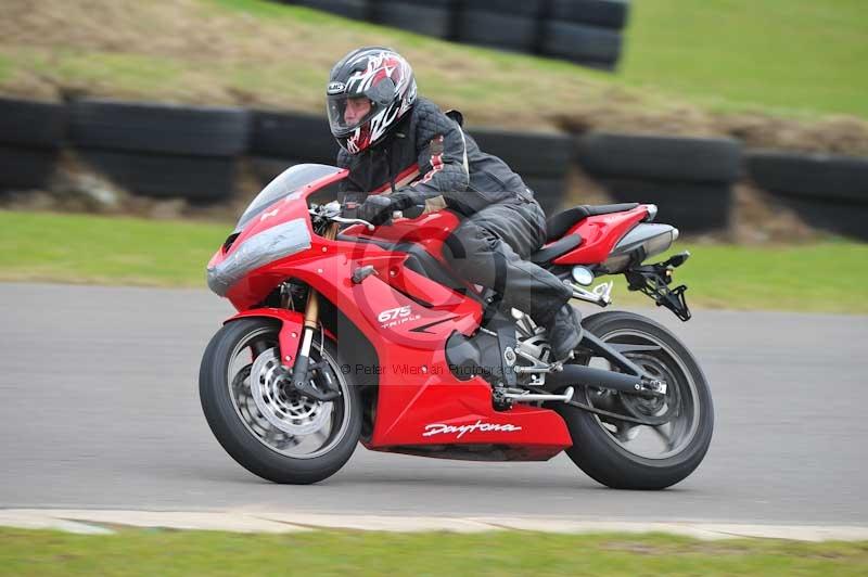 Motorcycle action photographs;anglesey circuit;anglesey trackday photographs;event digital images;eventdigitalimages;no limits trackday;oulton park circuit cheshire;peter wileman photography;trackday;trackday digital images;trackday photos;ty croes circuit wales