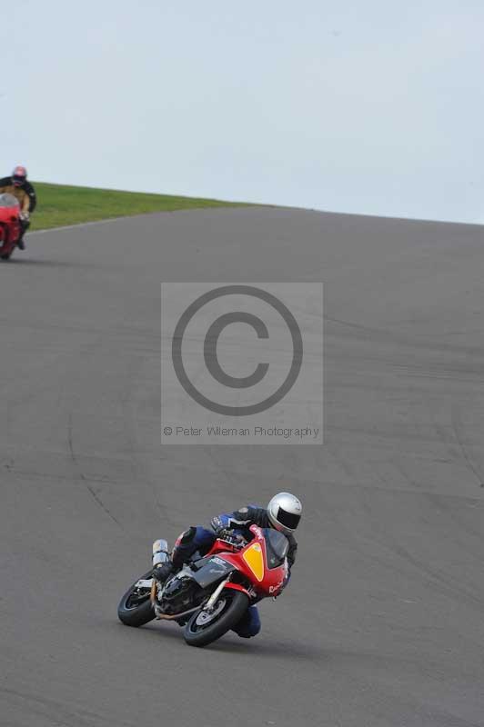 Motorcycle action photographs;anglesey circuit;anglesey trackday photographs;event digital images;eventdigitalimages;no limits trackday;oulton park circuit cheshire;peter wileman photography;trackday;trackday digital images;trackday photos;ty croes circuit wales
