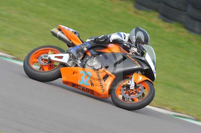 Motorcycle action photographs;anglesey circuit;anglesey trackday photographs;event digital images;eventdigitalimages;no limits trackday;oulton park circuit cheshire;peter wileman photography;trackday;trackday digital images;trackday photos;ty croes circuit wales