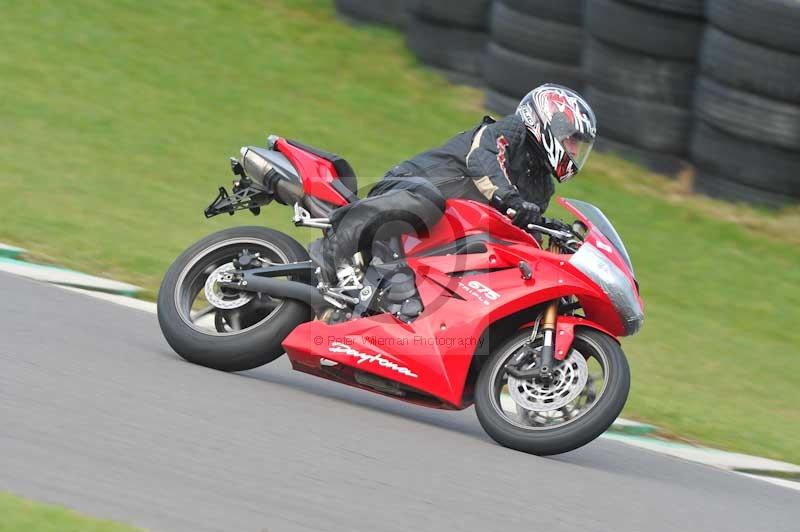 Motorcycle action photographs;anglesey circuit;anglesey trackday photographs;event digital images;eventdigitalimages;no limits trackday;oulton park circuit cheshire;peter wileman photography;trackday;trackday digital images;trackday photos;ty croes circuit wales