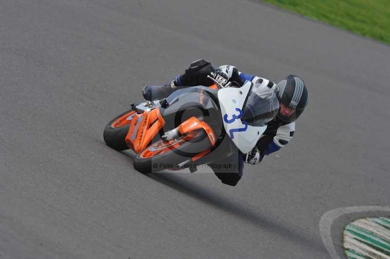 Motorcycle action photographs;anglesey circuit;anglesey trackday photographs;event digital images;eventdigitalimages;no limits trackday;oulton park circuit cheshire;peter wileman photography;trackday;trackday digital images;trackday photos;ty croes circuit wales