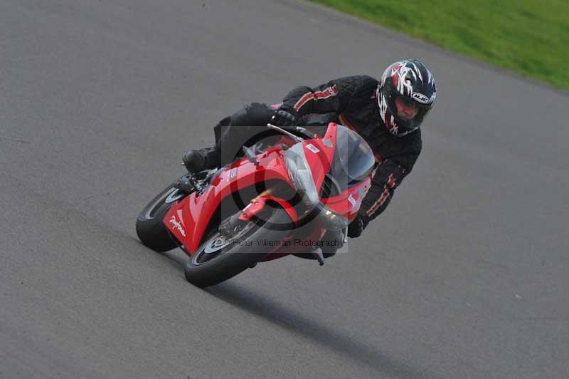 Motorcycle action photographs;anglesey circuit;anglesey trackday photographs;event digital images;eventdigitalimages;no limits trackday;oulton park circuit cheshire;peter wileman photography;trackday;trackday digital images;trackday photos;ty croes circuit wales