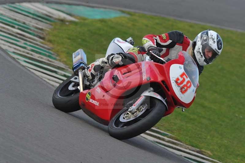 Motorcycle action photographs;anglesey circuit;anglesey trackday photographs;event digital images;eventdigitalimages;no limits trackday;oulton park circuit cheshire;peter wileman photography;trackday;trackday digital images;trackday photos;ty croes circuit wales