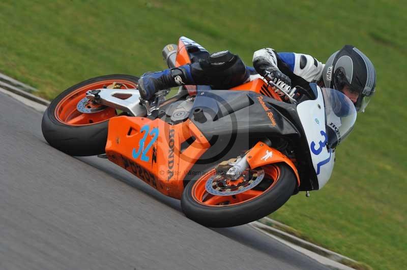 Motorcycle action photographs;anglesey circuit;anglesey trackday photographs;event digital images;eventdigitalimages;no limits trackday;oulton park circuit cheshire;peter wileman photography;trackday;trackday digital images;trackday photos;ty croes circuit wales