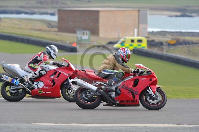 Motorcycle action photographs;anglesey circuit;anglesey trackday photographs;event digital images;eventdigitalimages;no limits trackday;oulton park circuit cheshire;peter wileman photography;trackday;trackday digital images;trackday photos;ty croes circuit wales