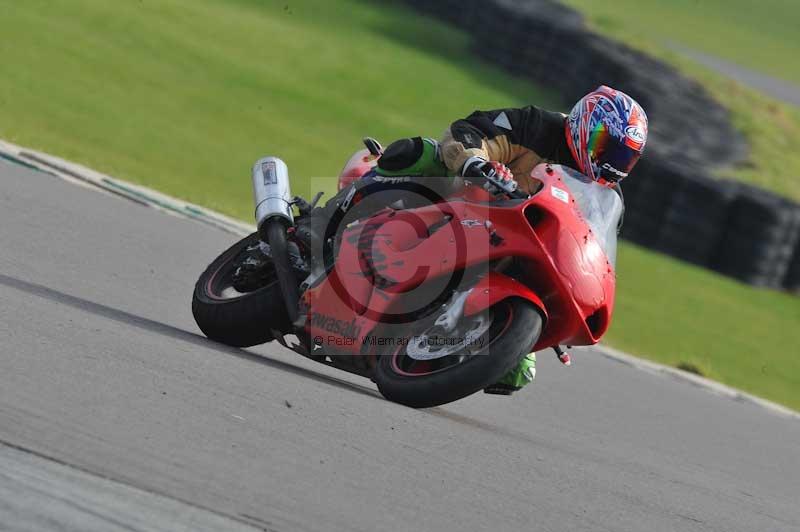 Motorcycle action photographs;anglesey circuit;anglesey trackday photographs;event digital images;eventdigitalimages;no limits trackday;oulton park circuit cheshire;peter wileman photography;trackday;trackday digital images;trackday photos;ty croes circuit wales