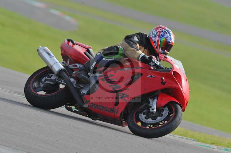 Motorcycle action photographs;anglesey circuit;anglesey trackday photographs;event digital images;eventdigitalimages;no limits trackday;oulton park circuit cheshire;peter wileman photography;trackday;trackday digital images;trackday photos;ty croes circuit wales